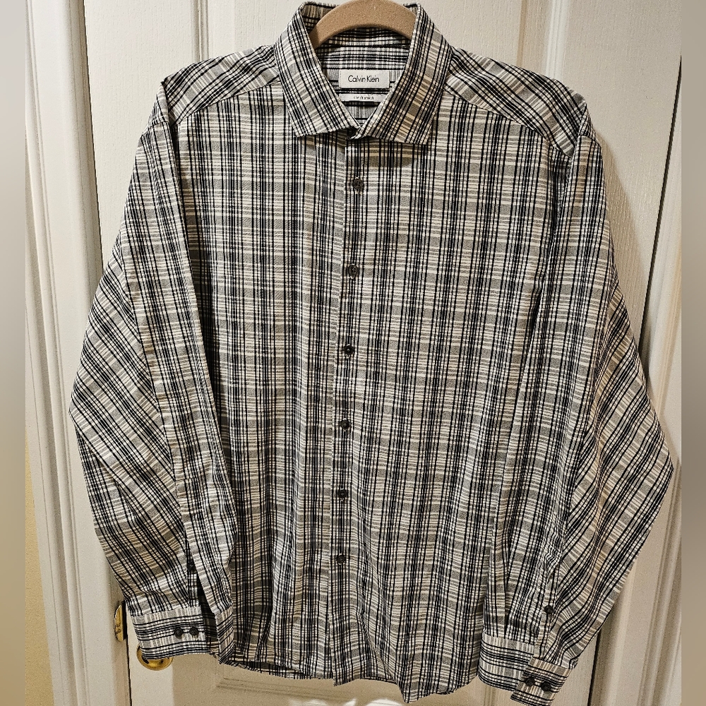 Calvin Klein Dress Shirt Men's Slim Fit Stretch L/S Plaid 16.5 32-33